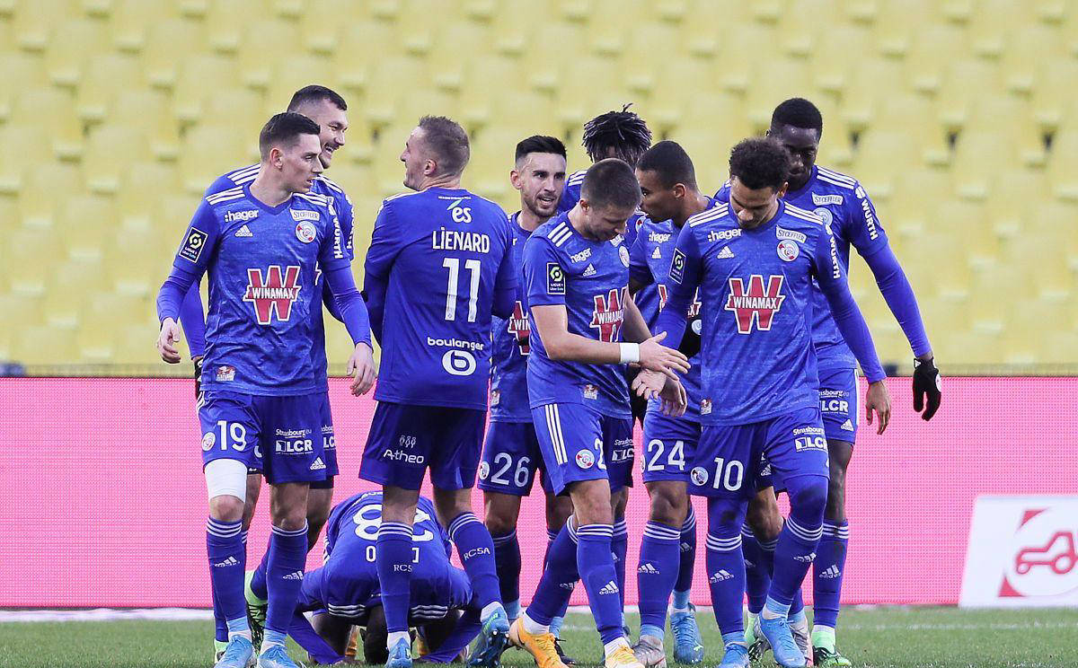 包含昂热主场不敌洛里昂,遭受连败的词条 包含昂热主场不敌洛里昂,遭受连败的词条