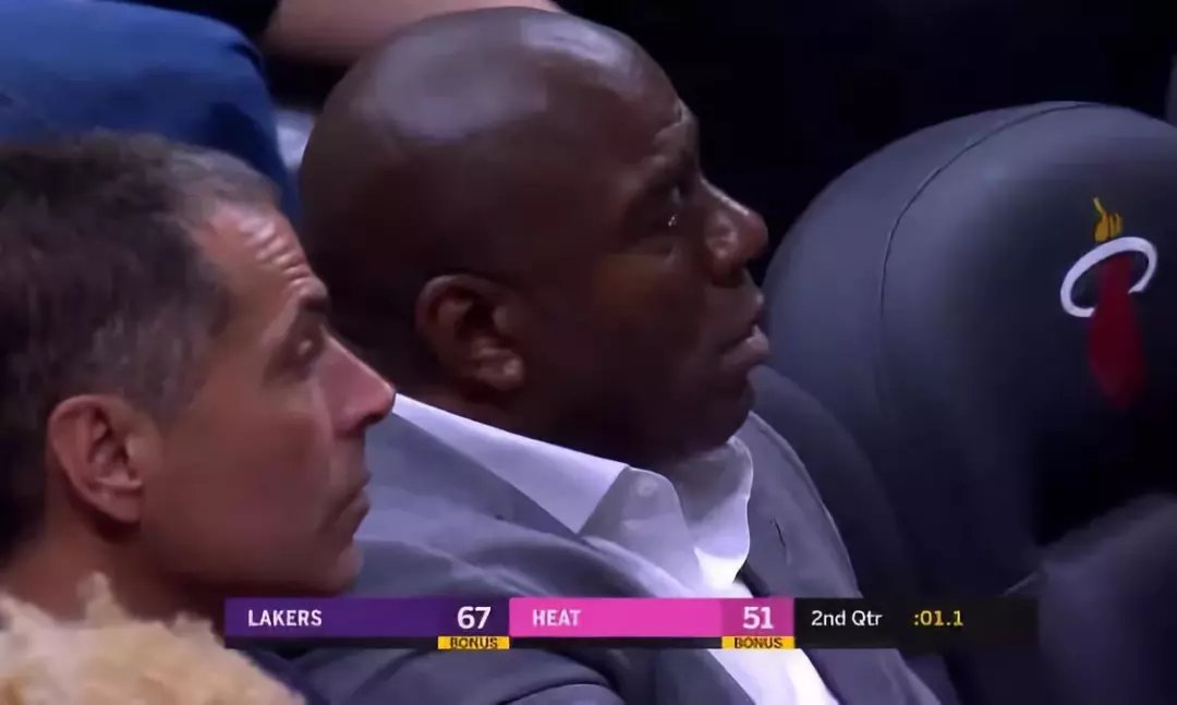 包含卢湾詹姆斯因私事缺席训练,酿成内讧的词条 包含卢湾詹姆斯因私事缺席训练,酿成内讧的词条