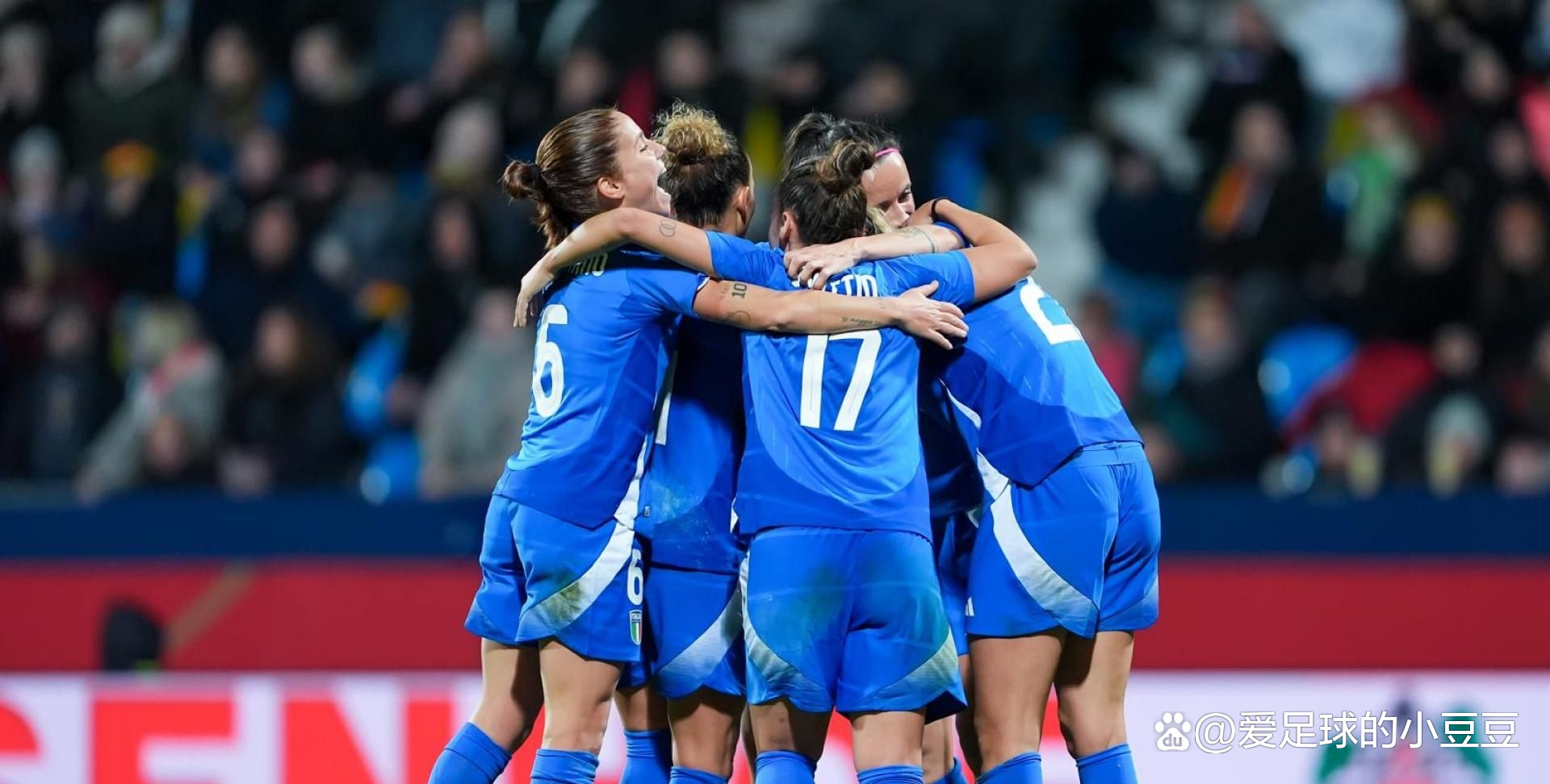 意大利女足赢得澳大利亚，晋级到半决赛