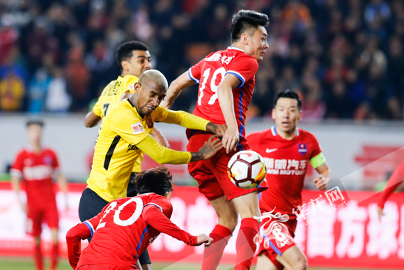 重庆斯威客场大胜泰达，实现保级关键胜利的简单介绍