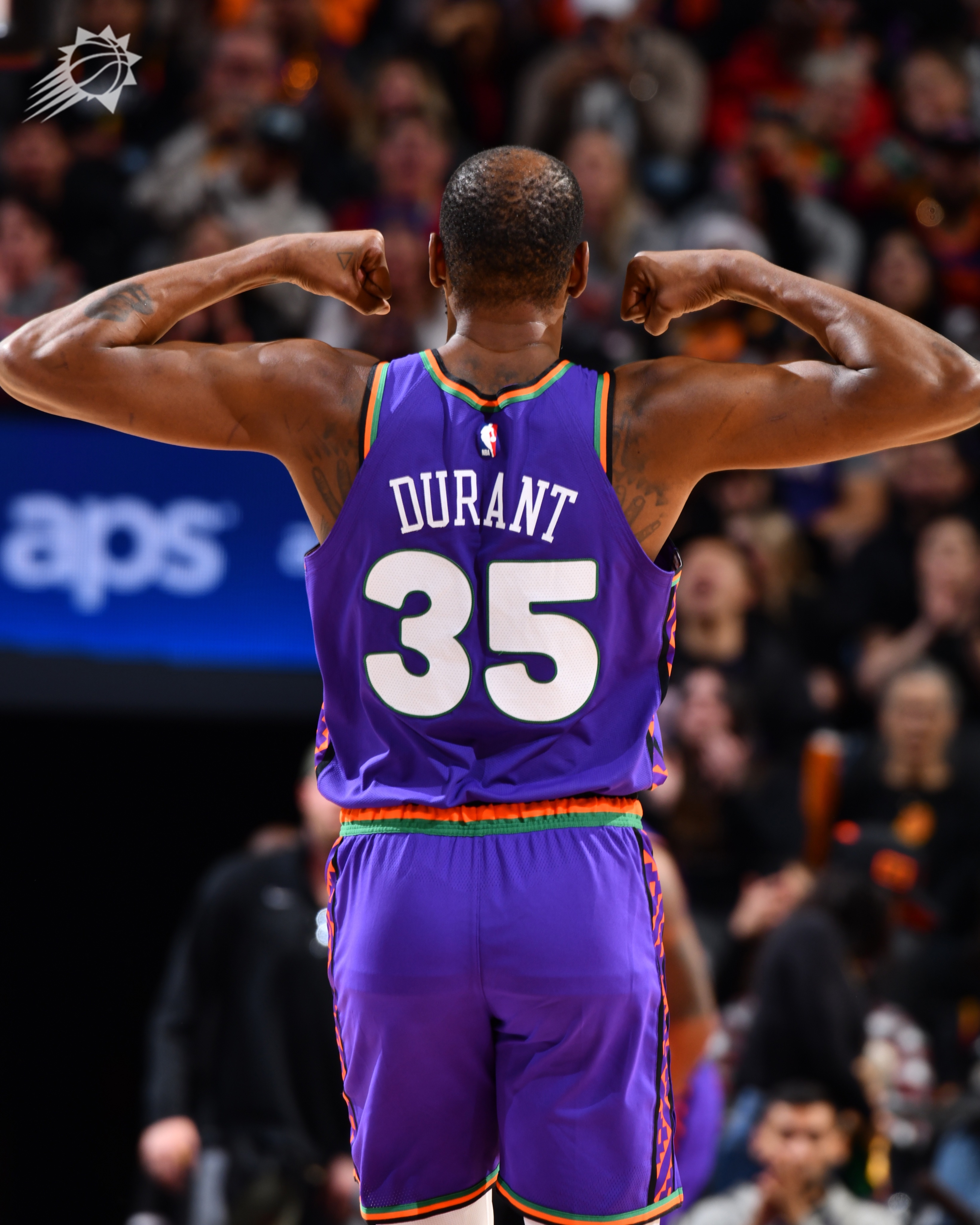 太阳前锋在比赛中受伤,赛季受挫 太阳前锋在比赛中受伤,赛季受挫