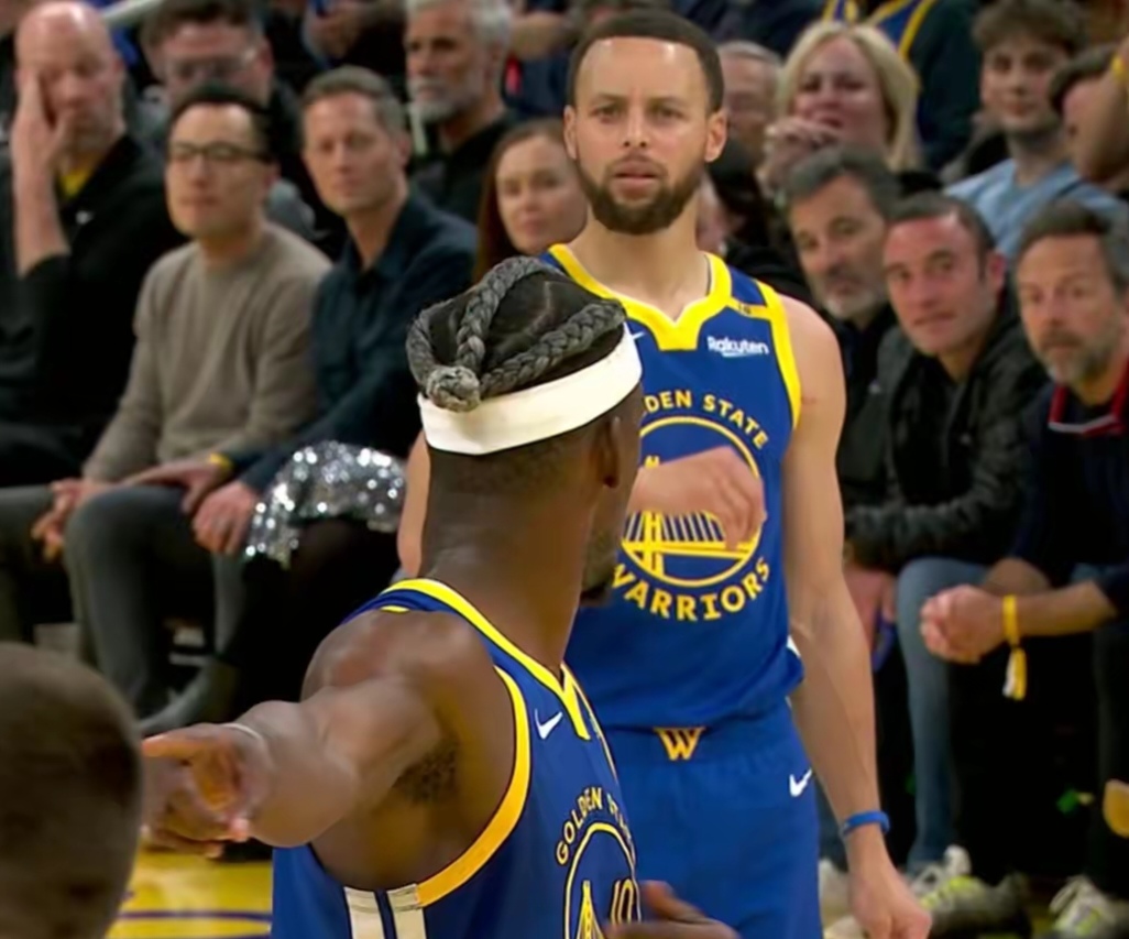 勇士主帅因战术失误受到批评