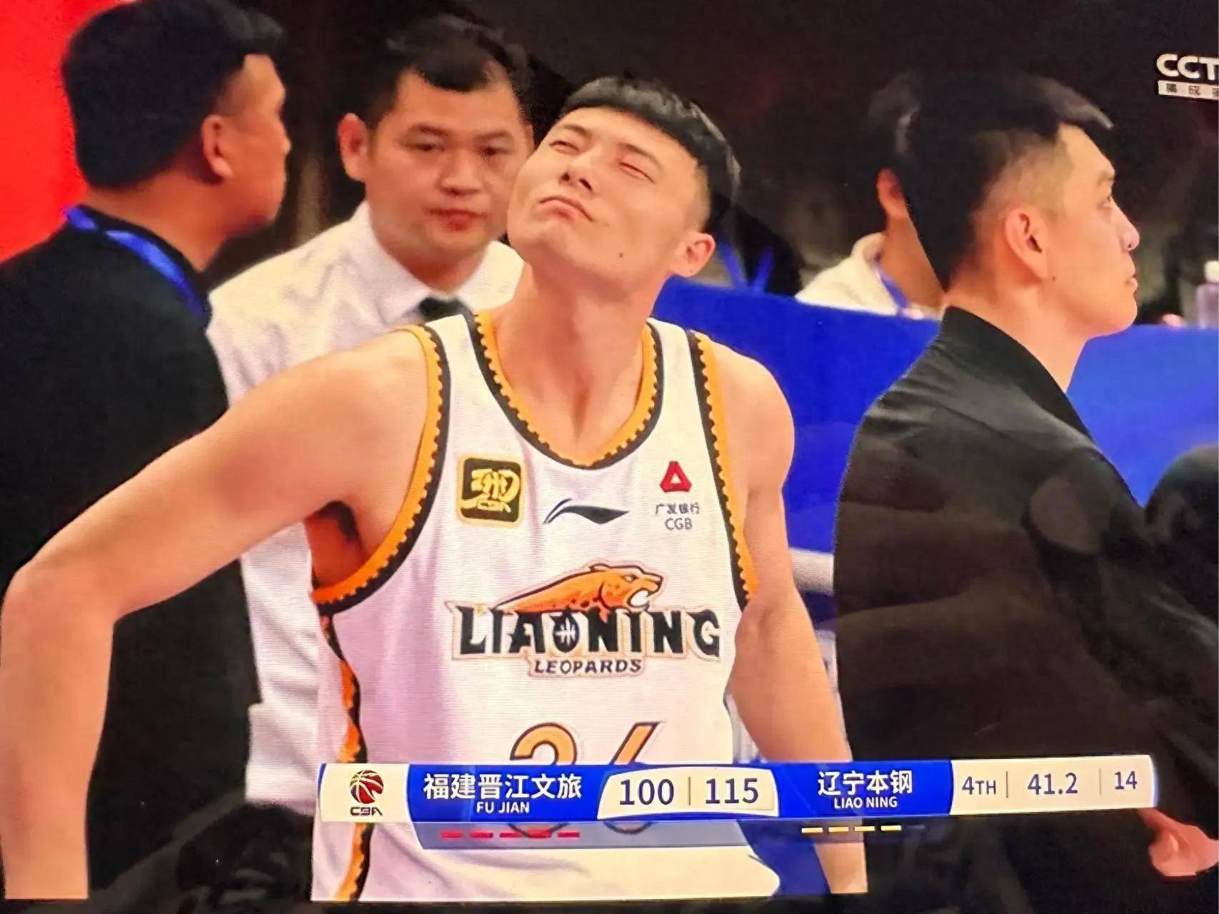 辽宁男篮今日取得关键胜利,豪取五连胜 辽宁男篮今日取得关键胜利,豪取五连胜