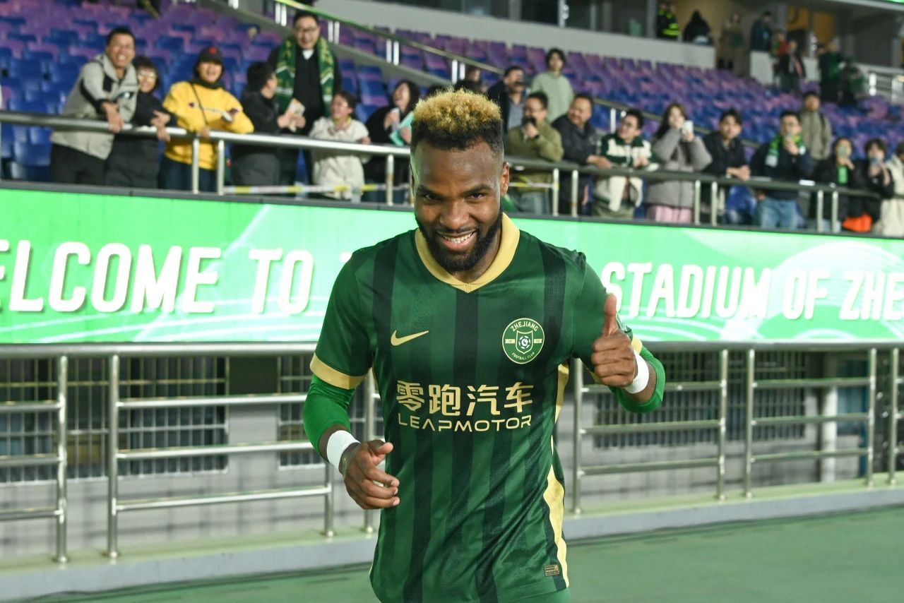 关于阿尔子姆连续两场表现出色,球队获得连胜的信息 关于阿尔子姆连续两场表现出色,球队获得连胜的信息