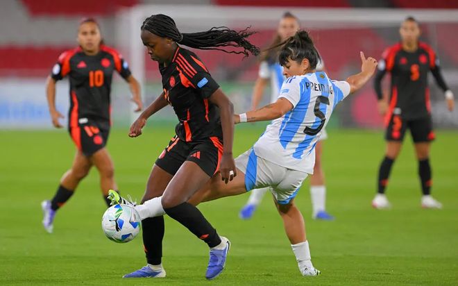 哥伦比亚女足选手入选国家队 哥伦比亚女足选手入选国家队