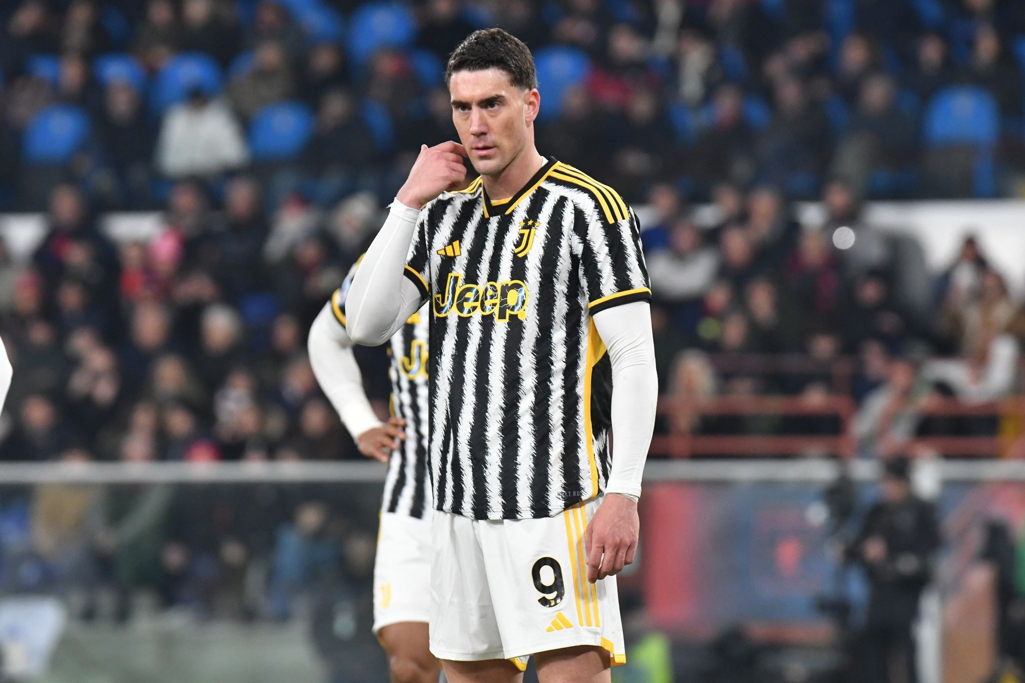 包含尤文图斯客场失利,联赛头名宝座岌岌可危的词条 包含尤文图斯客场失利,联赛头名宝座岌岌可危的词条