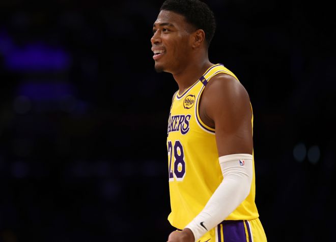 开拓者遭湖人逆转!负伤球员复出 开拓者遭湖人逆转!负伤球员复出